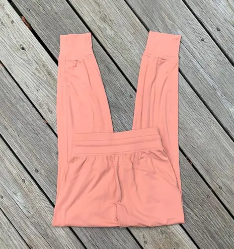 Lululemon Joggers Peach SZ 0