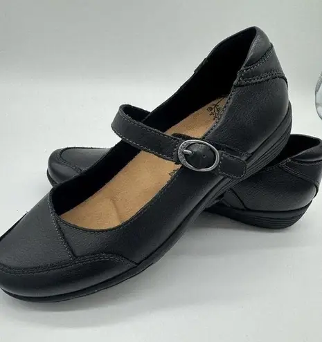 Taos Women Shoe Bravo Size 8.5 Black Mary Jane Leather Flat Cap Toe