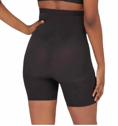 Spanx  ASSETS Fantastic Firmers Sensational Shaper Shorts NWT