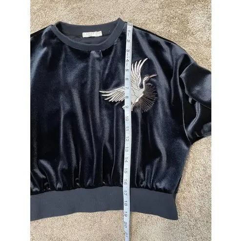 Aself Velvet Crane Embroidered Crop Sweater Women's Size S Asian Inspired Black