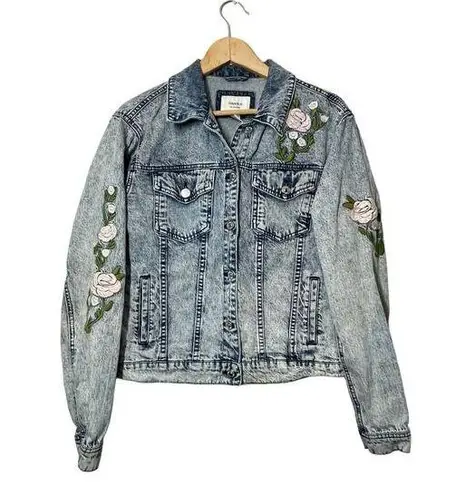 Forever 21  Acid Wash Floral Embroidered Jean Jacket Medium Y2K 90s Blue Pink