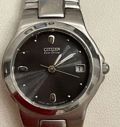 Citizen Eco-Drive Ladies Watch Black Dial WR100 Date Window Stainless Bracelet