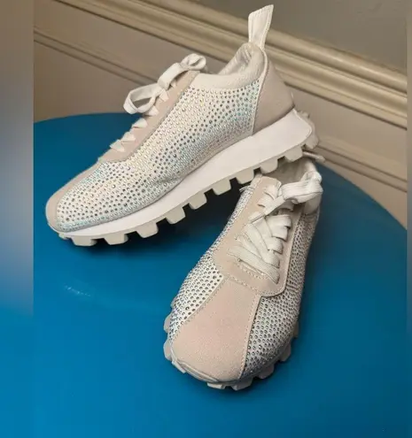 Yoki White Sparkling Sneakers with Textured Design