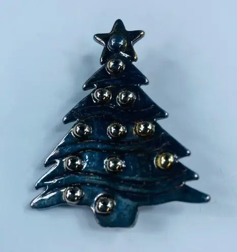 Christmas Holiday Tree Brooch Pendant Silver Tone 3 D Metal Vintage Gift