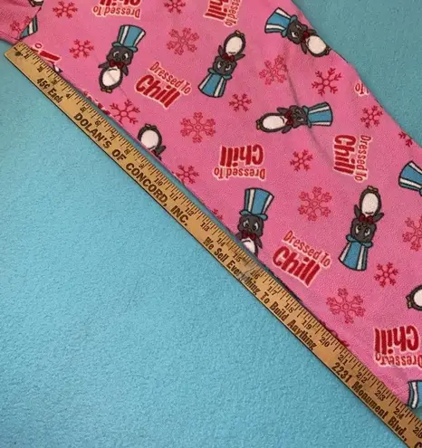 WARNER BROTHERS Playboy Penguin fleece pajama pants dressed to chill size XL Pink