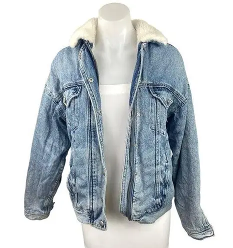 American Eagle  Blue Light Wash Faux Fur Lined Zip Up Denim Jean Jacket Size XS