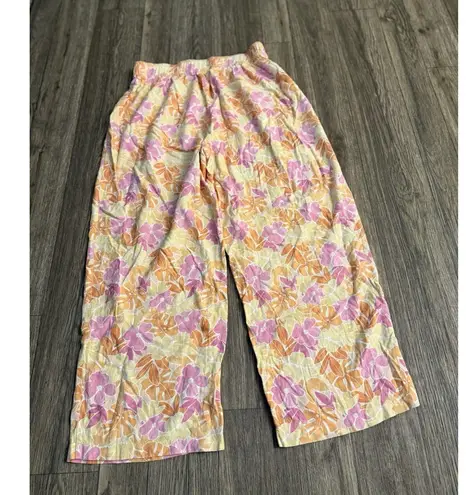 LULU'S Size M Island Imaginings Peach Floral Print Wide Leg Pleated Pants NWT Size M