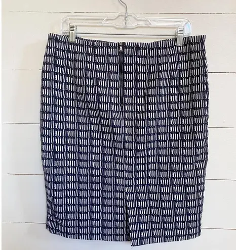 Adrianna Papell  Blue & White Patterned Career Pencil Skirt