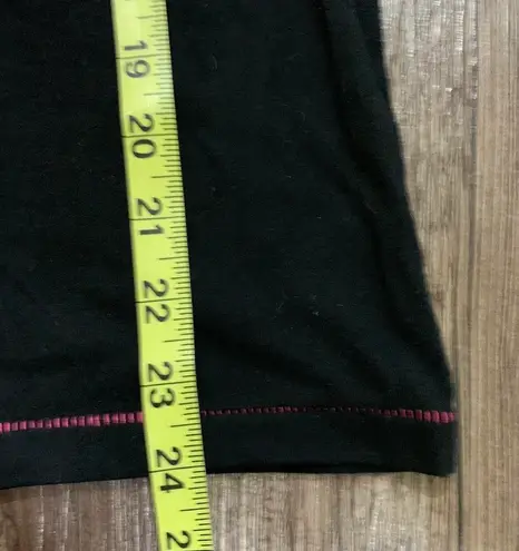 Hue Black Tucan Short Sleeve Large Top