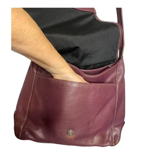 Levenger Shoulder Bag Large Medium Maroon Burgundy Fold Over Chic Purse Saddle