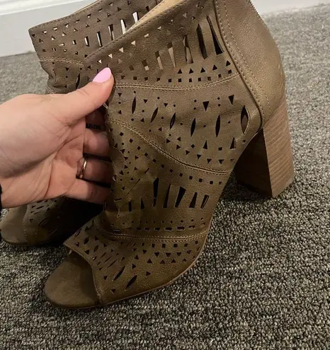 Restricted Brown Cut Out Open Toe Heels Size 9 US