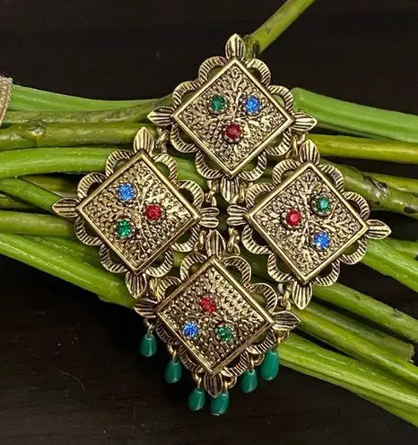 Vintage 1960’s Sarah Coventry Temple Lites Hinged Articulated Brooch