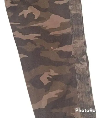 Athleta  Camo Women's Farallon Jogger Pants Sz 8