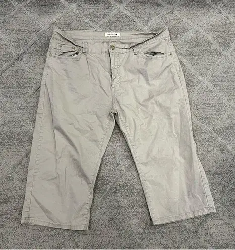Miss Cherry Crop Capri Gray Pants EU 36 Size undefined
