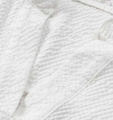 NEW White Textured Ruffle Flutter Sleeve Frilled Neckline Blouse Size Small