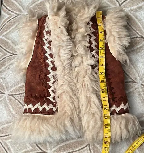 Vintage 70s faux suede sherpa embroidered fur Yellowstone Pilgrim vest Size undefined