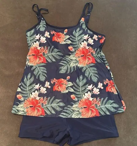 Women’s Navy Floral Tankini Two Piece Swimsuit Boy Short Bottoms Size 8 NEW Blue