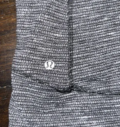 Lululemon Authentic  Black/Gray Half-zip Pullover - Size 6