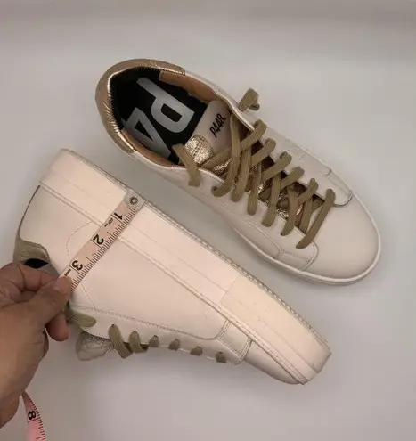 P448 gold and white classic platform Thea Wilder Sneaker size 41 / US 10.5 W
