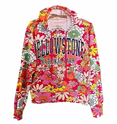 Vintage Girl Yellowstone Park 70s Floral Zip