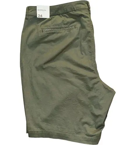 Lane Bryant NWT  Olive Green Bermuda shorts Plus Size 24