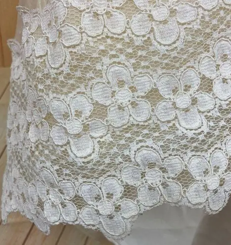 VINTAGE Lace Wedding Dress and Veil Size undefined