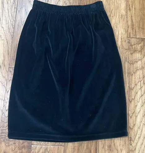 Liz Sport Vintage Velvet 2 piece jacket and skirt set size M