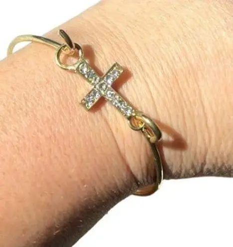 Boutique Wholesale 12 Cross Bracelets Rhinestone Gold Tone Silver Tone Bangle Bulk Lot