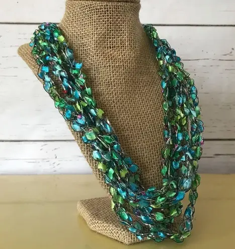 Whisper Jewels knitted necklace