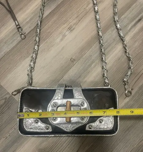 Big Buddha Crossbody, silver and black, comes  with 3 straps, has some wear see flaws in pics