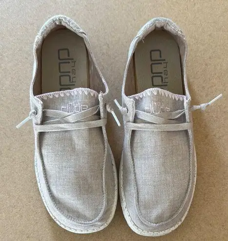 Hey Dude Women’s Size 10• Tan & Pink