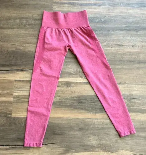 NVGTN  pink curve seamless leggings size M