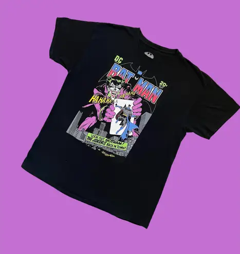 DC Comics Comic Batman and Joker graphic tee