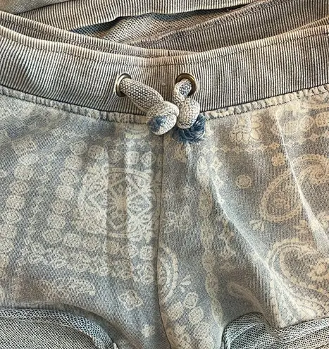 Vintage Havana Denim inspired paisley print hoodie and short lounge set