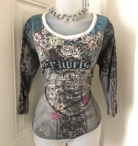 NWT Vanilla Sugar Edgy grunge 2000s Y2K grunge top with a floral, skull, angel, and rose design Measurement in pics Multi Size M