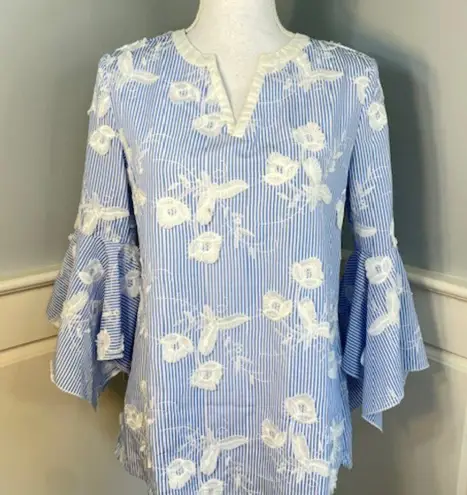 Lysse Blue & White Embroidered 3-D Floral Applique Tunic Top XS
