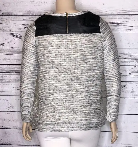 Lane Bryant  NWT Size 14/16 Faux Leather Trim Exposed Zipper Sweater Top