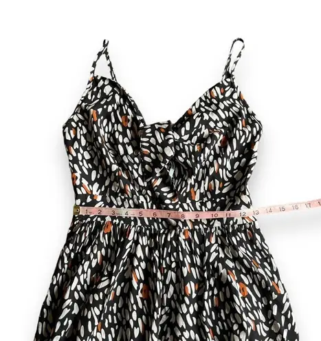 Ecowish NWT- Tie Front Print Dress- Size Medium