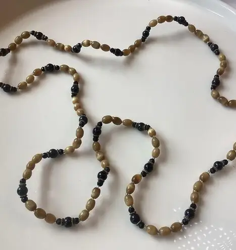 Vintage Tan & Black Beaded Necklace