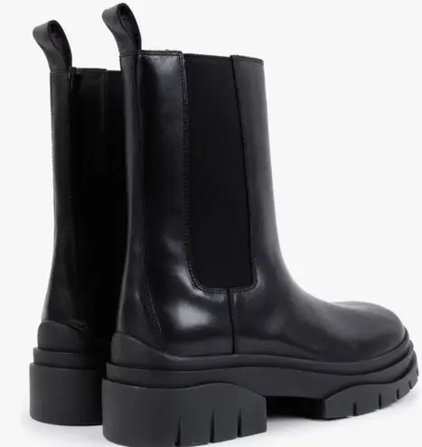 Ash EUC Leather Storm Chelsea Boots Size 11