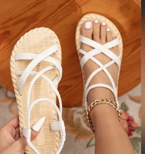 Is That The New Minimalist
Outdoors Flat Shoes for Women NWOT Size 8