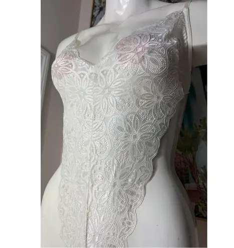 Women's White Ivory Floral Lace Scalloped Teddy Bodysuit Open Back Size Large
