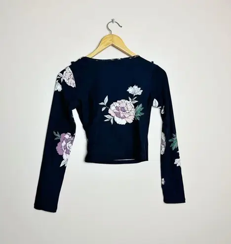 Streetwear Society CLEARANCE! Black Boutique Floral Ruffle Wrap Crop Top Size S NWT