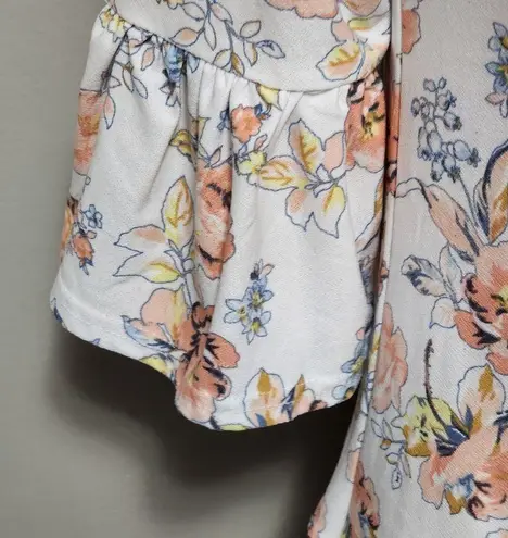 No Comment Floral Ruffle Sleeve Peplum Blouse Size Medium