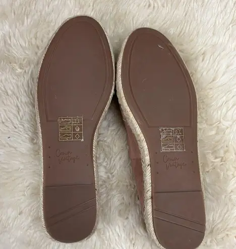 Crown Vintage Suede Tan Platform Espadrilles Flats Scalloped 9.5 - Image 4