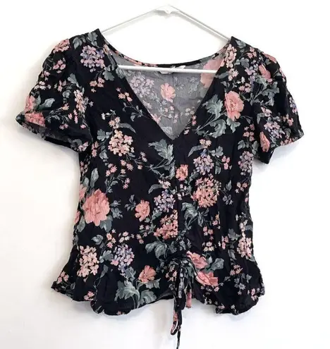 American Eagle  AE Cinch Front Floral Top Black Green Short Sleeve Boho Crop Top