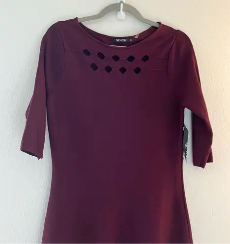 Nic+Zoe Dress Time Out Twirl 3/4 Sleeve Knit Cut Out Dress in Wine Sz M NWT