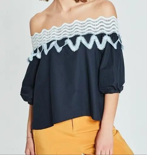 Few Moda NY Wanna Ride Off the Shoulder Top Size Small