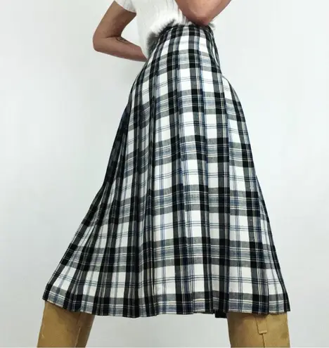 Vintage Plaid Pleated Linen