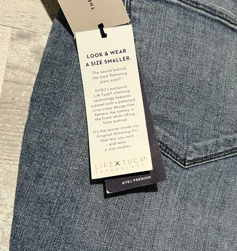 NYDJ Marilyn Crop Cuffed Lift Tuck 14 Ladies Jeans NWT